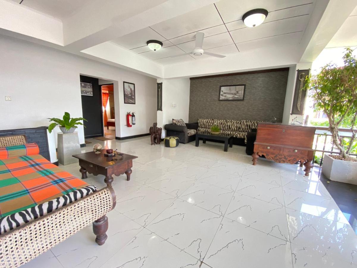 Beach Walk Hotel Unawatuna Luaran gambar