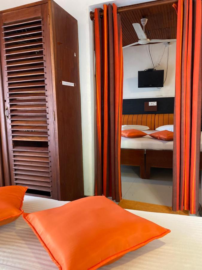 Beach Walk Hotel Unawatuna Luaran gambar